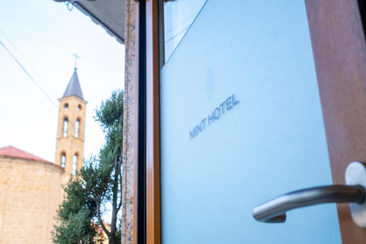 Mint Hotel Призрен Екстериор снимка