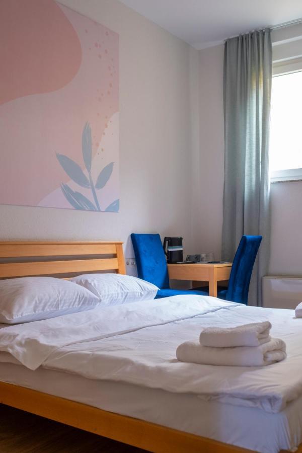 Mint Hotel Призрен Екстериор снимка