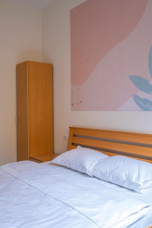 Mint Hotel Призрен Екстериор снимка