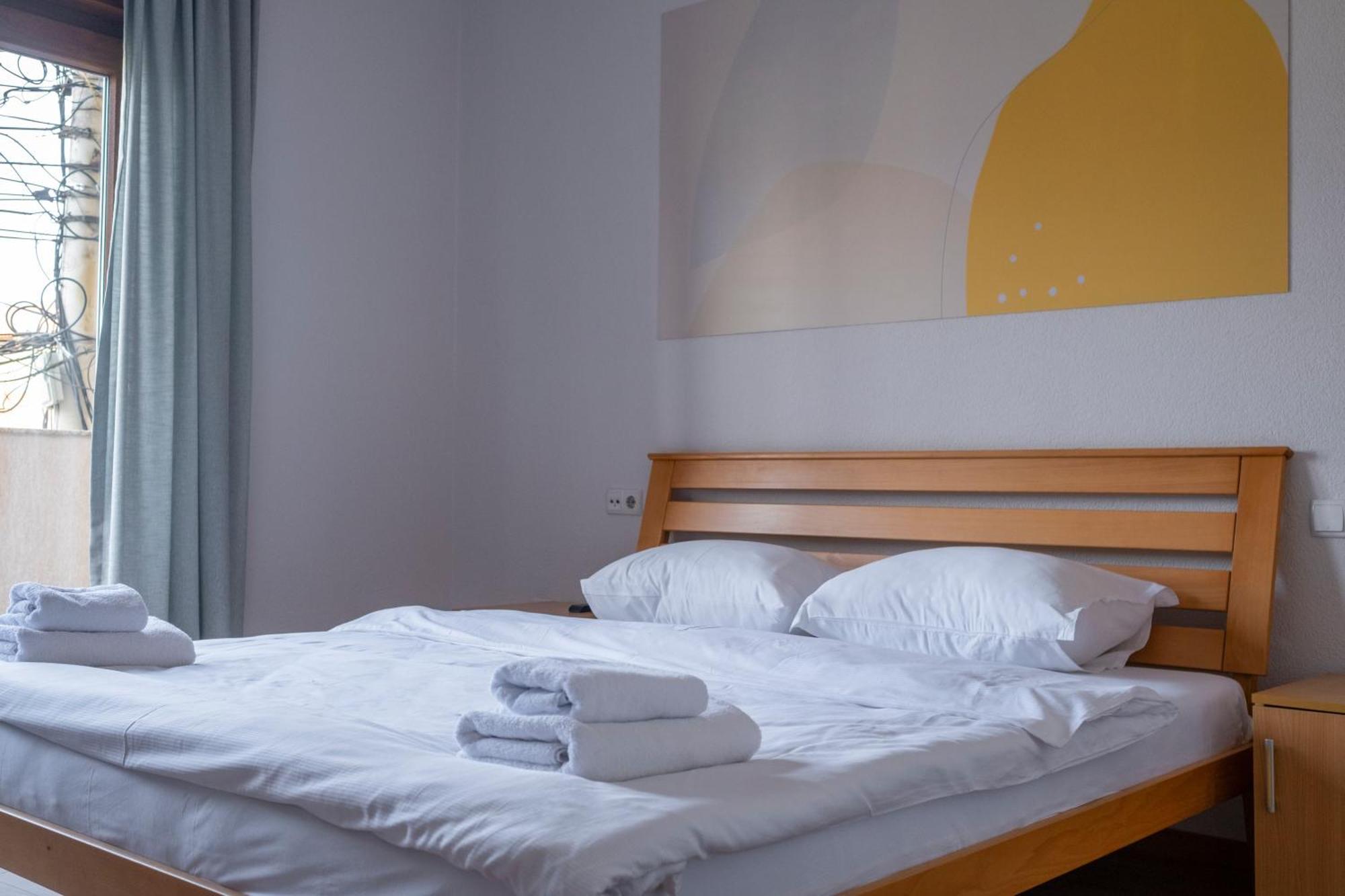 Mint Hotel Призрен Стая снимка